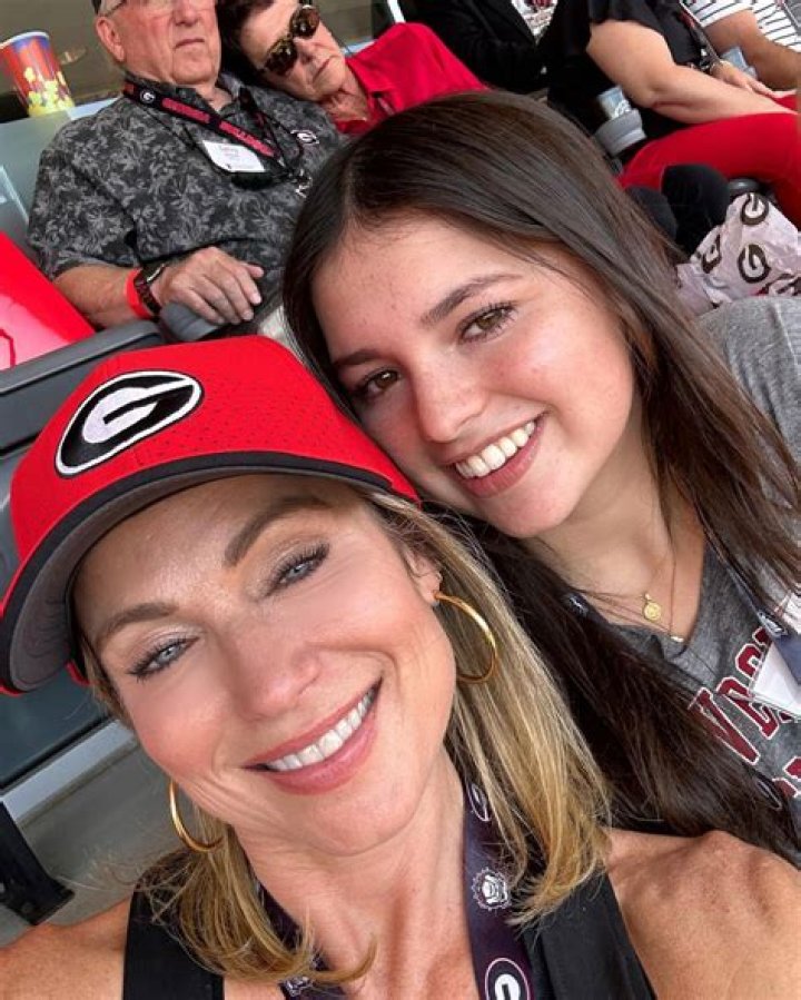 Amy Robach's Daughter's Cancer Journey: Discoveries And Hope