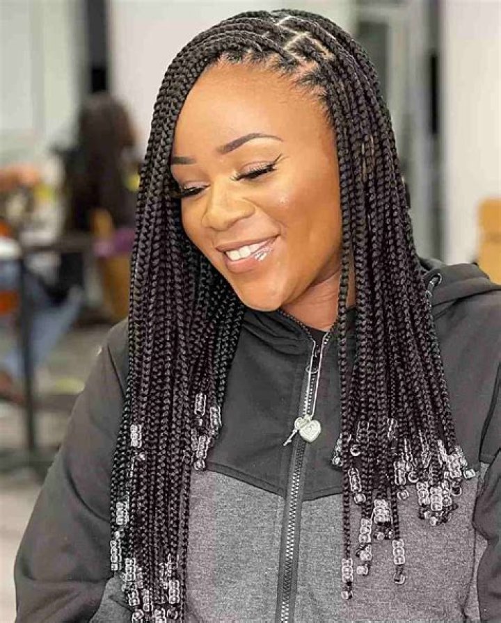 Unlock The Secrets Of Knotless Braids Medium With Beads